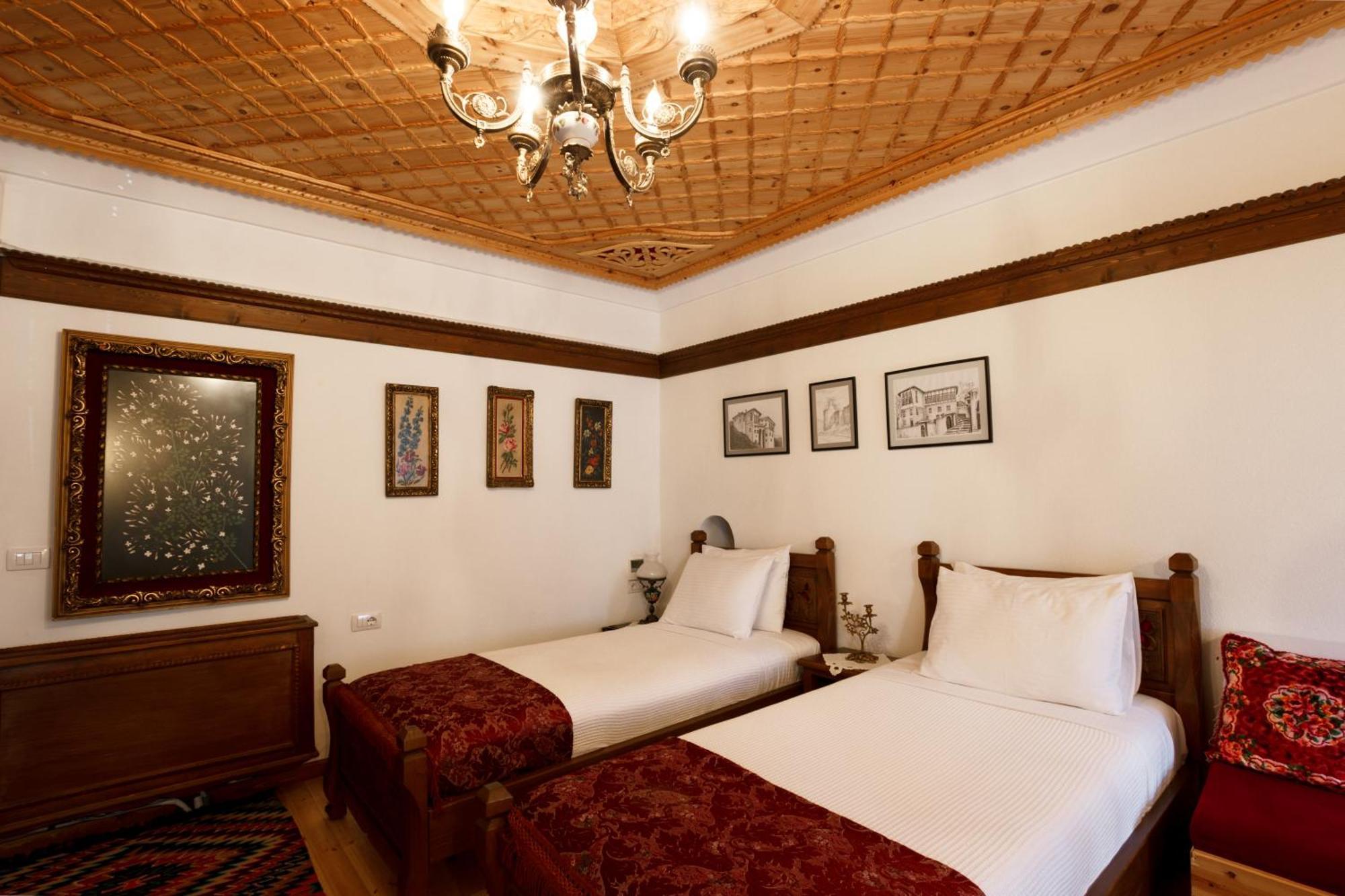 Boutique Hotel Musee Гирокастра Экстерьер фото