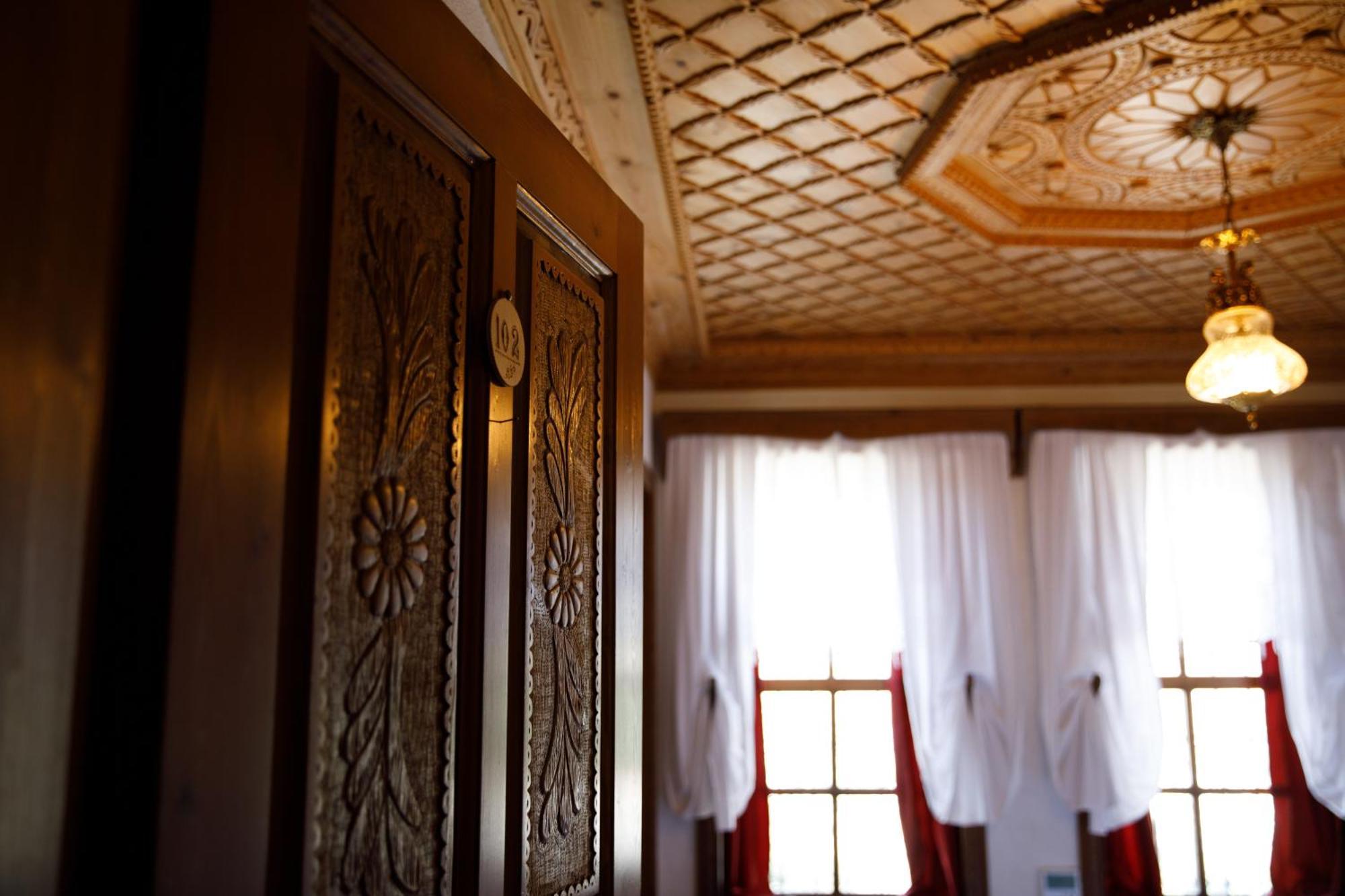 Boutique Hotel Musee Гирокастра Экстерьер фото