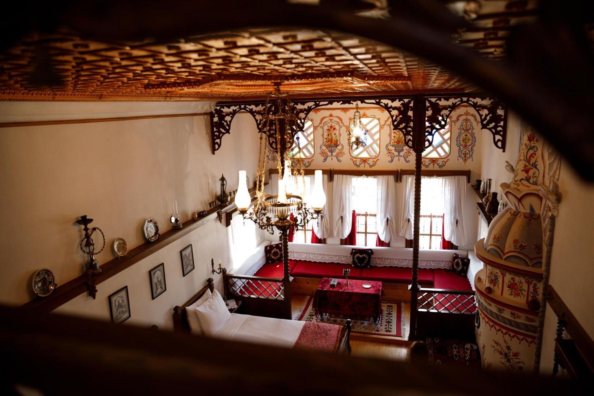 Boutique Hotel Musee Гирокастра Экстерьер фото